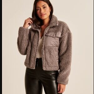 Abercrombie & Fitch Winter Resort Jacket - Taupe